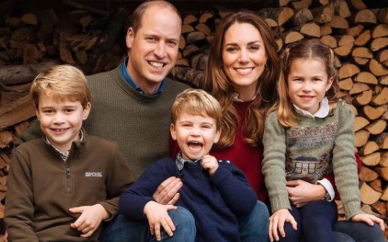 Príncipe William junto a Kate Middleton, el príncipe George, la princesa Charlotte y el principito Louis.