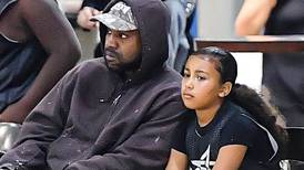 North West se pronuncia fan de famosa cantante y se olvida de su padre Kanye West