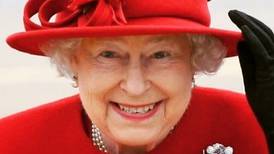 Reina Isabel II dejó que su asistente pueda escribir un libro con los últimos días de vida