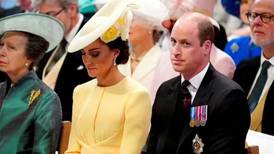 ¡Para morir de amor! El príncipe William y Kate tienen un gesto romántico en medio de la solemnidad de la realeza