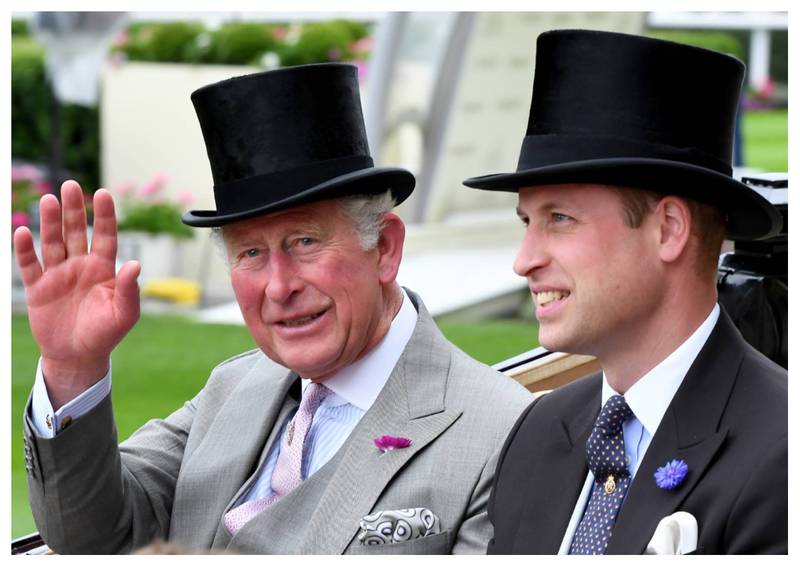 El Rey Carlos III junto con su hijo mayor y heredero al trono, el príncipe William.
