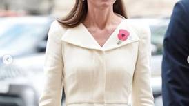 El dulce detalle que Kate Middleton solicitó en la invitación de Navidad en homenaje a la reina
