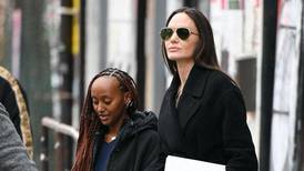 Angelina Jolie cierra exclusivas tiendas para comprar con su hija Zahara