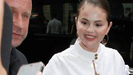 Guardaespaldas de Selena Gomez tiene un gran altercado con la actriz al prohibirle saludar a una fan