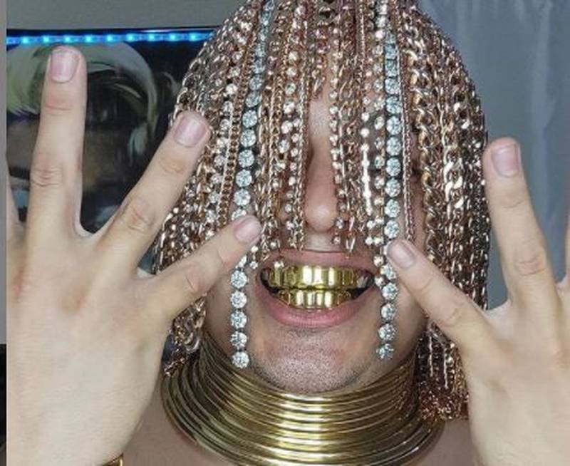 brecha Pesimista tomar el pelo El rapero mexicano que tiene cadenas de oro incrustadas en el cráneo; es el  único en el mundo – Latfan