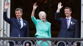 Reina Margarita II de Dinamarca no quiere que sus hijos terminen como William y Harry