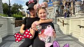 David y Victoria Beckham se llevan a su familia a Disney World aunque no estuvieron todos