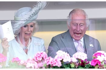 El Rey Carlos III gozó como un niño con las carreras de caballos en Ascot