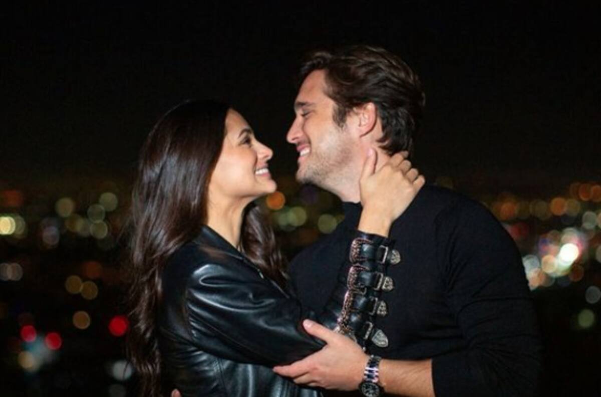 Diego Boneta y Renata Notni derrochan amor en un mágico lugar