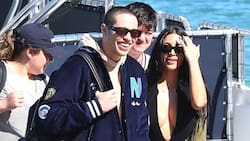 Kim Kardashian y Pete Davidson cenaron en casa uno de los hombres más millonarios del mundo