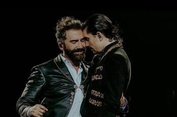 La dura advertencia que le hizo Alejandro Fernández a su hijo sobre el escenario