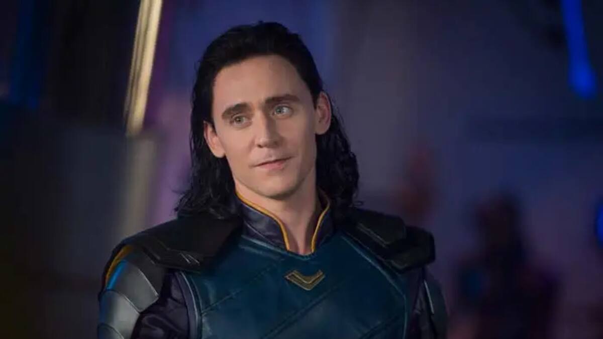 Tom Hiddleston se siente orgulloso de que su personaje Loki haya salido del clóset