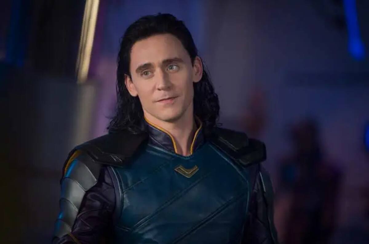 Tom Hiddleston se siente orgulloso de que su personaje Loki haya salido del clóset