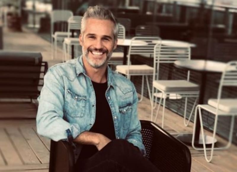 Tras perder una pierna, Juan Pablo Medina se muestra feliz en la boda Marimar Vega - Créditos: Instagram