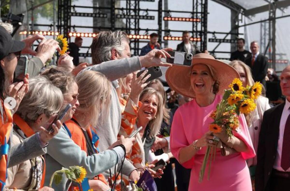 La conmoción de Máxima, de origen argentino, cuando holandeses le cantaron 'Cielito Lindo'