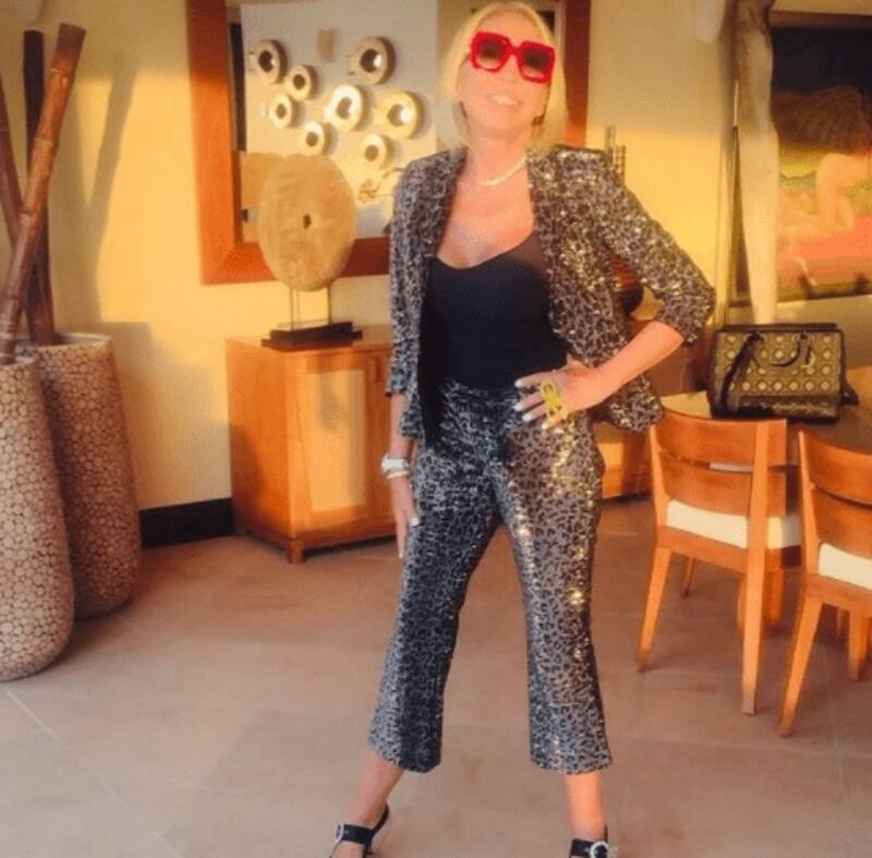 ¿Cuánto pagó Laura Bozzo para que se suspendiera la orden de captura en su contra? - Créditos: Instagram Laura Bozzo