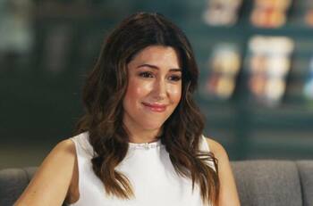 Famoso en aprietos contrata a abogada de Johnny Depp