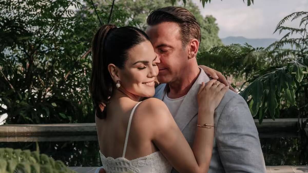Karina Banda sorprende con los detalles de su lujosa casa con Carlos Ponce en México