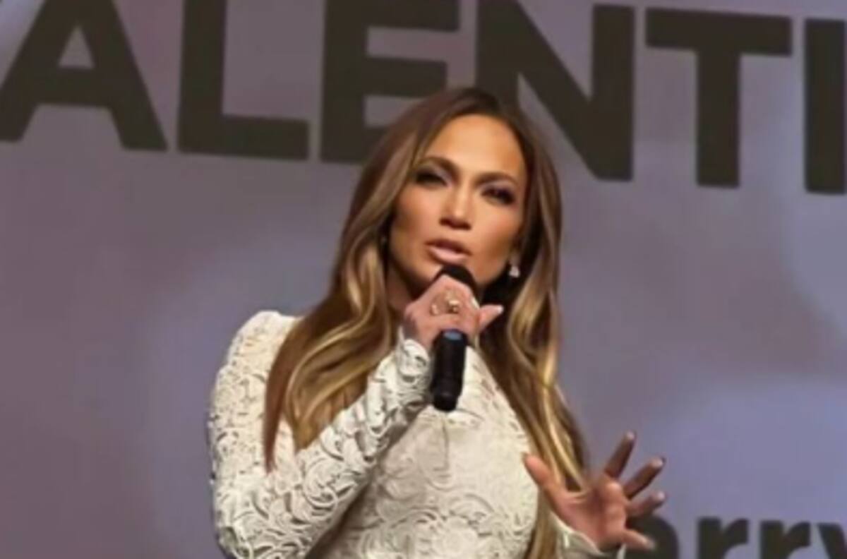 ¿JLo le dio un mensaje a Ben Affleck en la premier de 'Marry Me'?