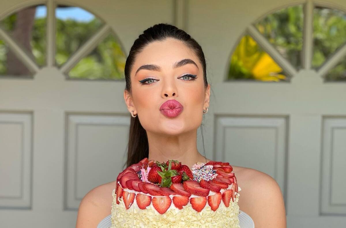 Nadia Ferreira sigue de festejo con este suculento pastel de cumpleaños