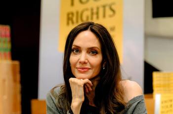 Angelina Jolie critica a los países que prohibieron 'Eternals' por la familia homoparental incluida