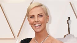 Charlize Theron recibe la desaprobación de sus compatriotas tras comentario sobre su idioma natal