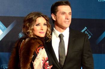 A Sergio Mayer no le importa escuchar a Luis Miguel con Issabela Camil