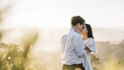 Estos signos del zodiaco se consolidan como los mejores besadores