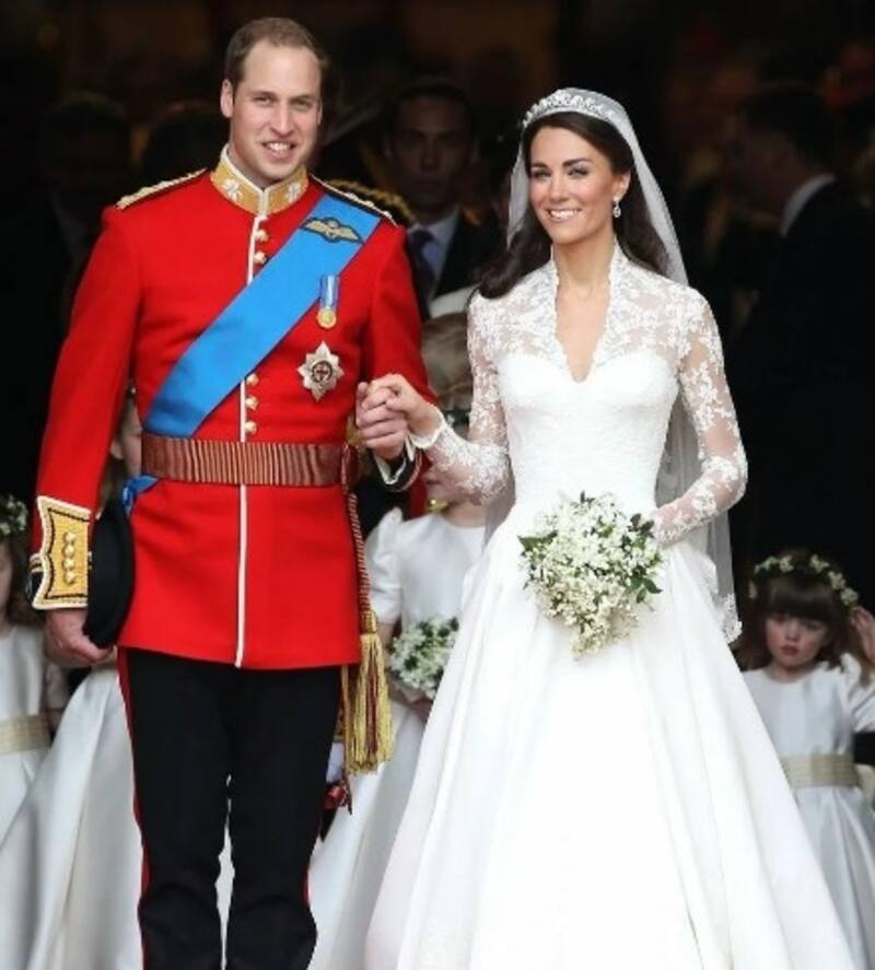Al Príncipe William no le dejaron usar el traje de novio que quería para su matrimonio con Kate El príncipe finalmente ocupó un traje que no eligió - Créditos: Instagram