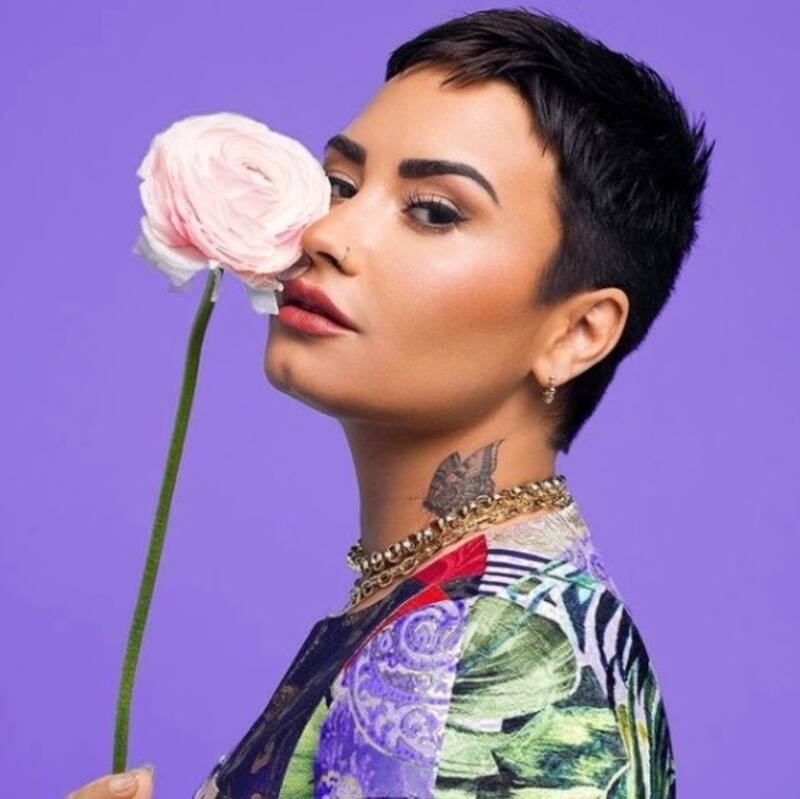 Demi Lovato luce físicamente diferente - Créditos: Instagram @demisalien_92