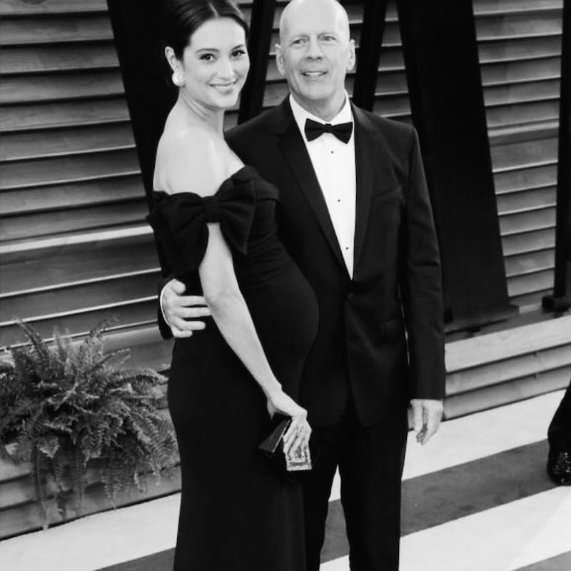 Emma Willis decidió darse un tiempo para continuar al lado el actor - Créditos: Instagram