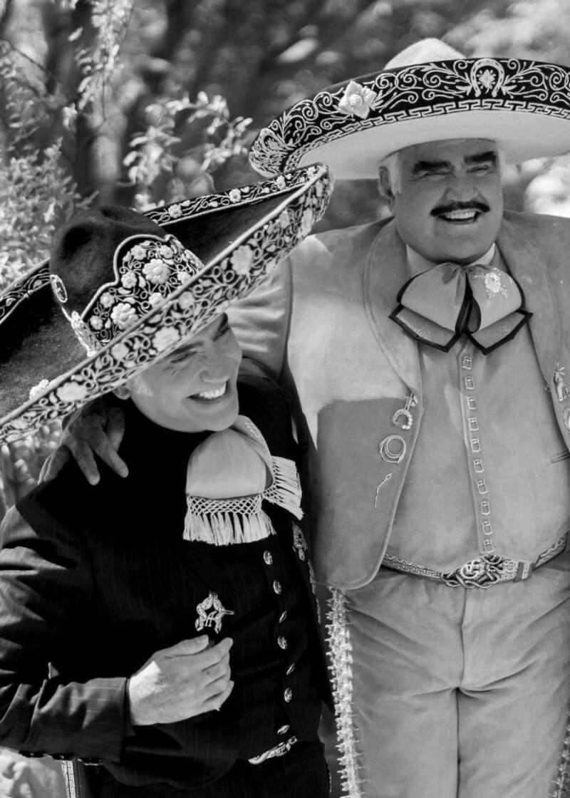 Alejandro Fernández rinde homenaje a su papá con imágenes inéditas del "Charro de Huentitán". - Créditos: Instagram: @alexoficial