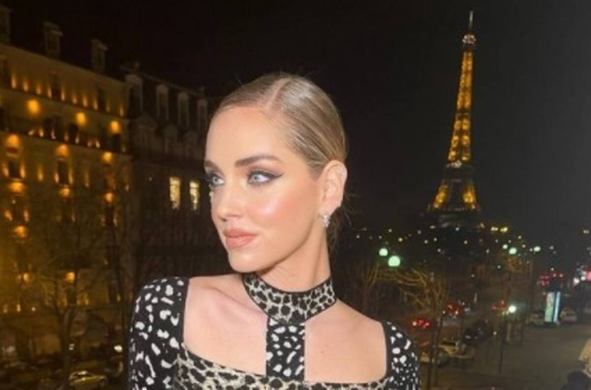 Chiara Ferragni luce look incomparable y marca tendencia en París