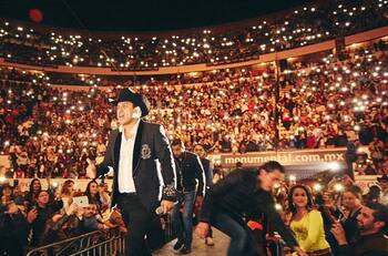 Julión Álvarez va por un segundo concierto en el Auditorio Telmex