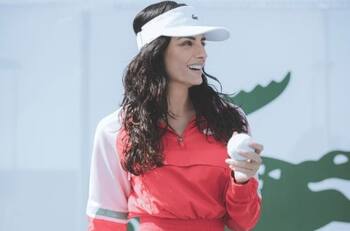 Aislinn Derbez recibe la mejor clase de su vida y su profesora es una leyenda