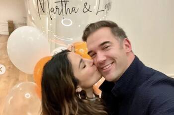 Martha Higareda y Lewis Howes presumen su millonaria casa nueva en California