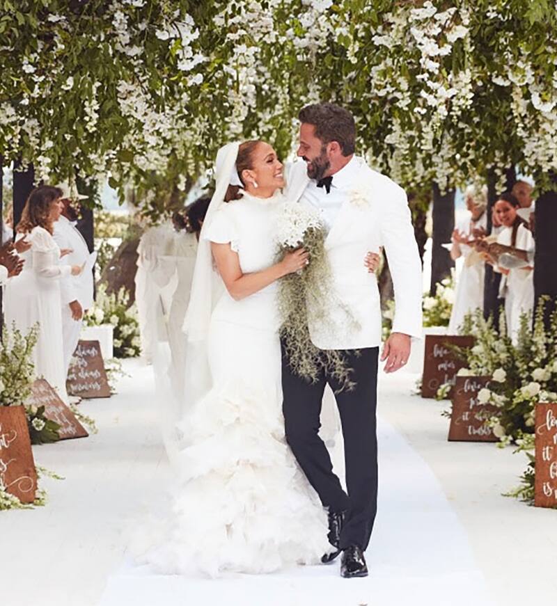 El experto en amor aprovechó el Día de San Valentín para entregar los consejos que antes recibieron sus famosos clientes - Créditos: Twitter