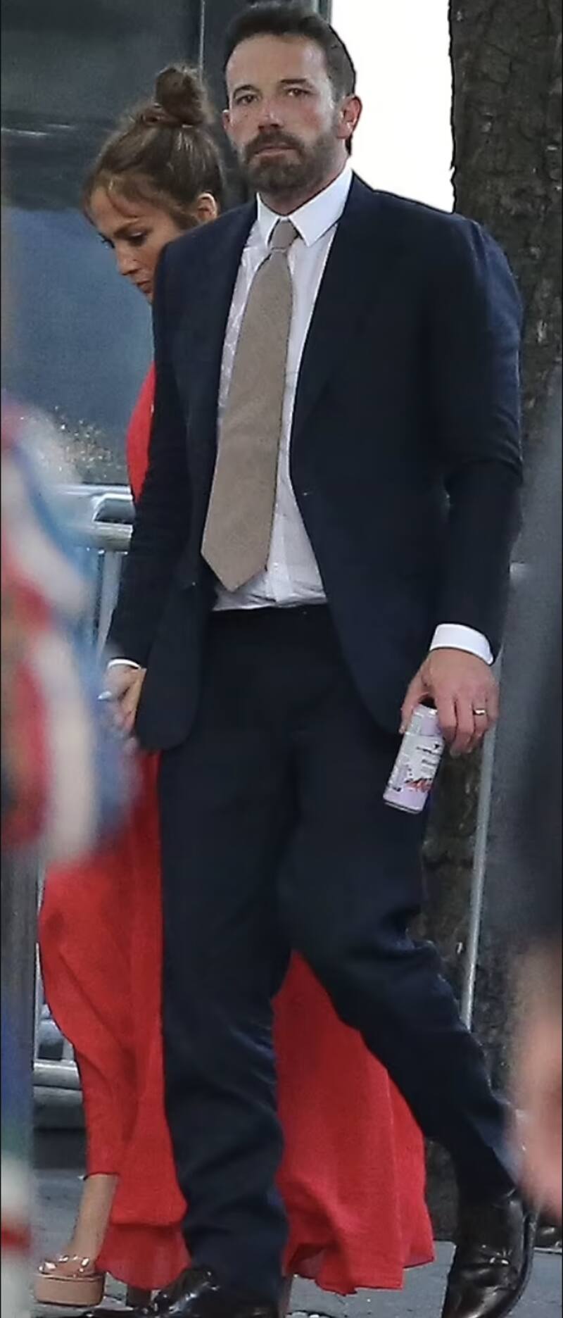 JLo y Ben Affleck viajan a Paris tras su boda secreta - Créditos: Daily Mail