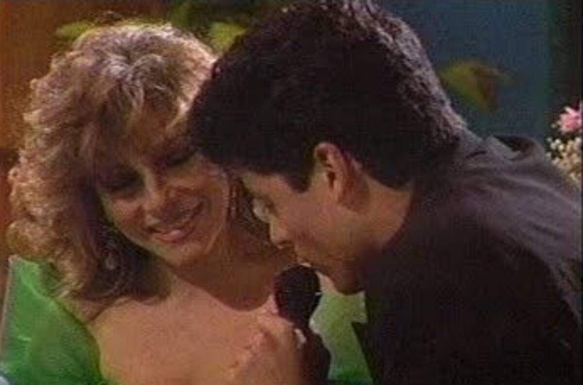 El momento en que Chayanne y Verónica Castro quedaron flechados