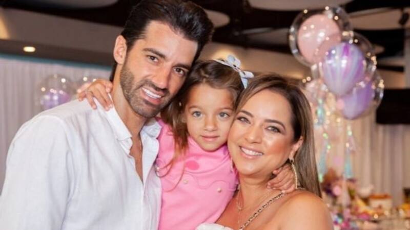 Adamari López confiesa cómo le contó a su hija su separación de Toni Costa - Créditos: Instagram