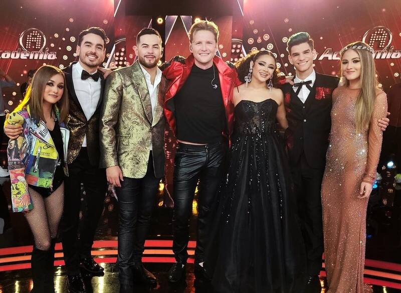 Alexander Acha sorprende a los académicos - Créditos: Instagram