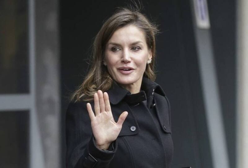 Los años de estudiante de la reina Letizia La reina Letizia destacó en sus estudios
- Créditos: Twitter