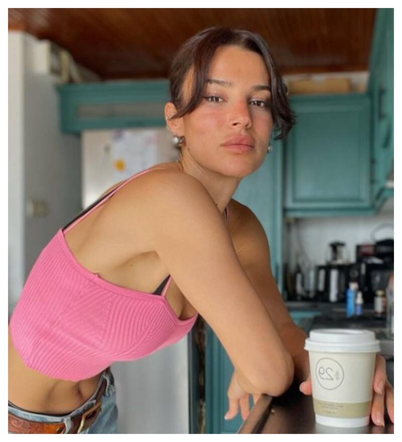 La hermana mayor de Pinar Deniz, Huri, nunca se interesó por el mundo de la televisión.