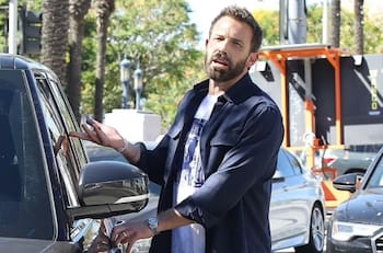 Ben Affleck no encuentra a Jennifer Garner cuando la visita de urgencia y espera ansioso su llegada