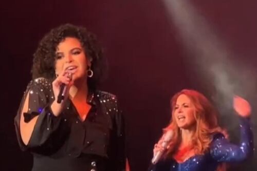 Lucero reacciona con orgullo y ternura al ver a Lucerito cantando un tema de rock en inglés