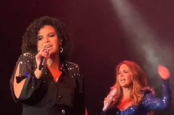 Lucero reacciona con orgullo y ternura al ver a Lucerito cantando un tema de rock en inglés