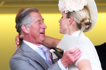 Rey Carlos III autoriza a su sobrina a ingresar a un reality show