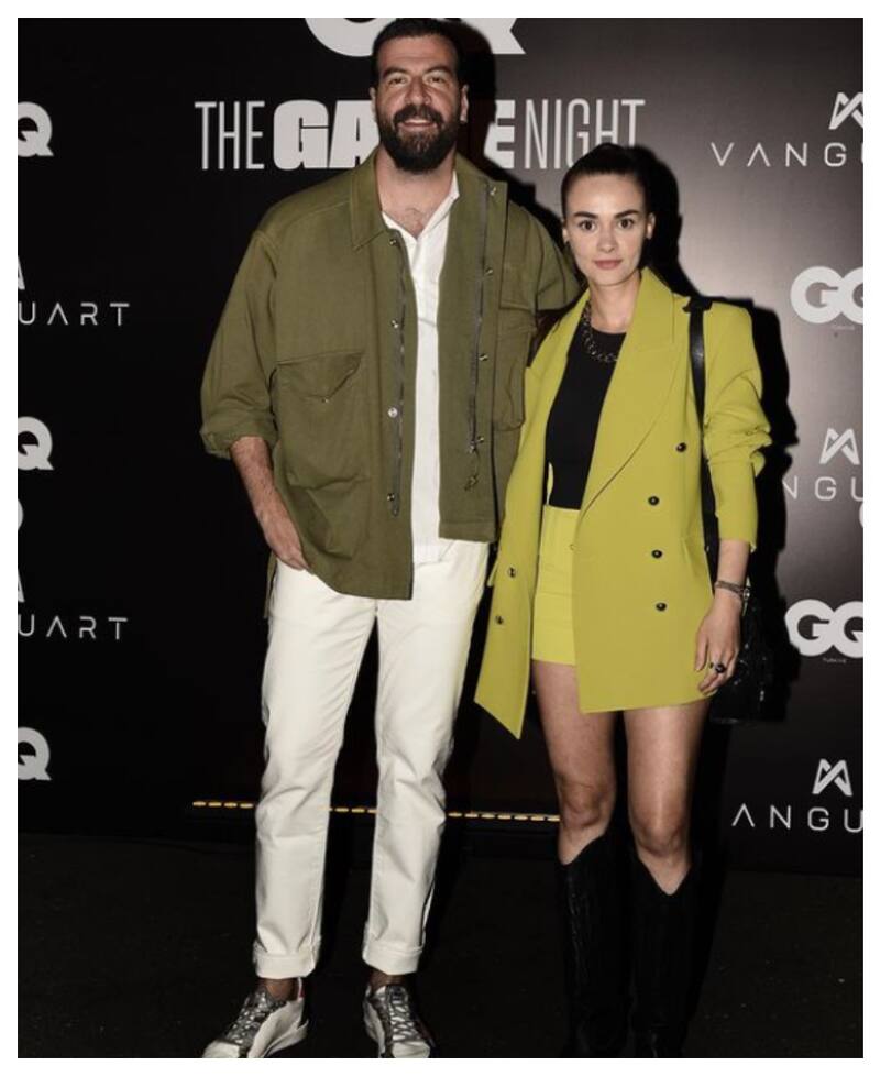 La actriz Hande Soral y su esposo Ismail Deirmici también asistieron a la fiesta de GQ.