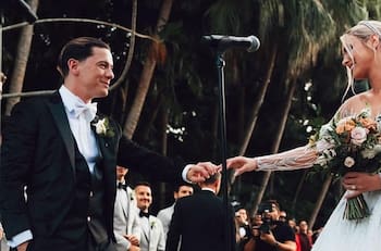 Lele Pons y Guaynaa casi cancelan su boda debido a una enfermedad que enfrentó el cantante