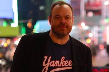 Actor de 'Mi pobre angelito' es acusado de golpear a su novia